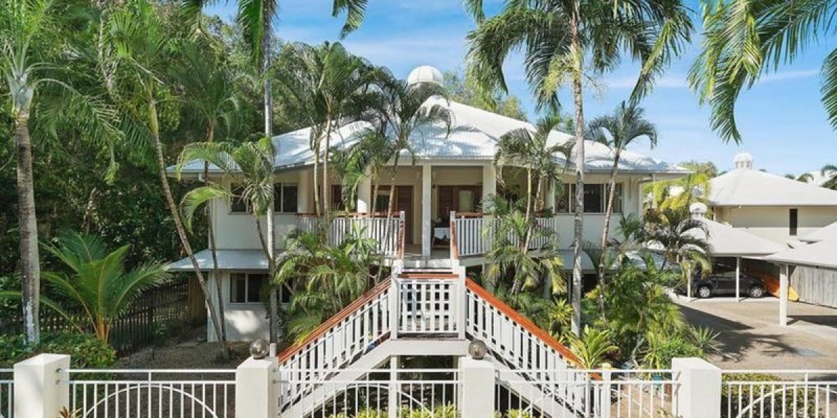 4/34 Oliva Street, Palm Cove, QLD 4879 AUS