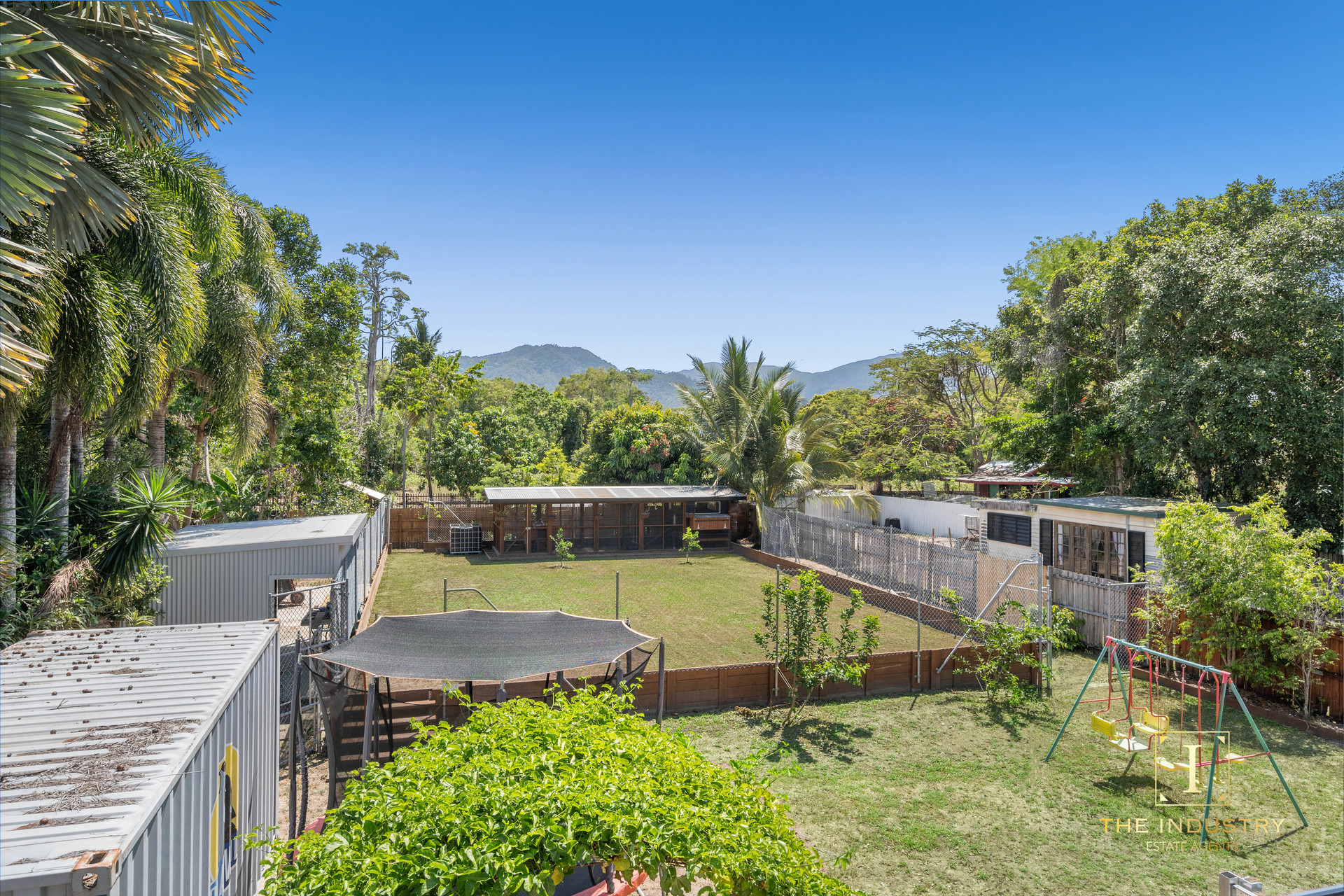 13-15 Cairns Street, Cairns North, QLD 4870 AUS