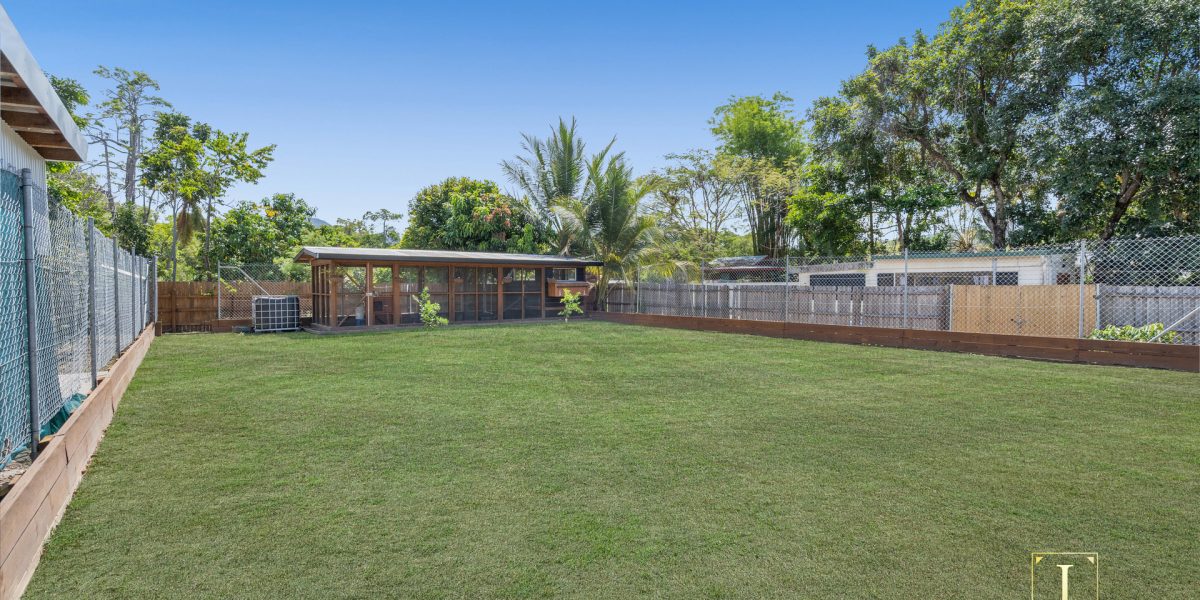 13-15 Cairns Street, Cairns North, QLD 4870 AUS