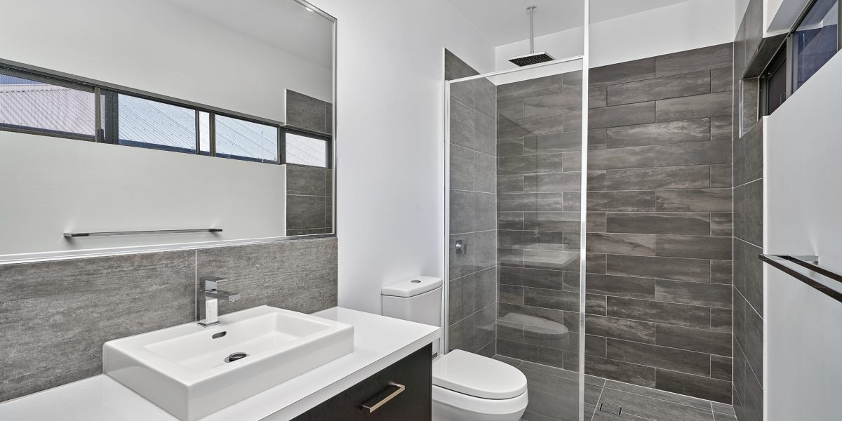 5 Midship Street, Trinity Beach, QLD 4879 AUS