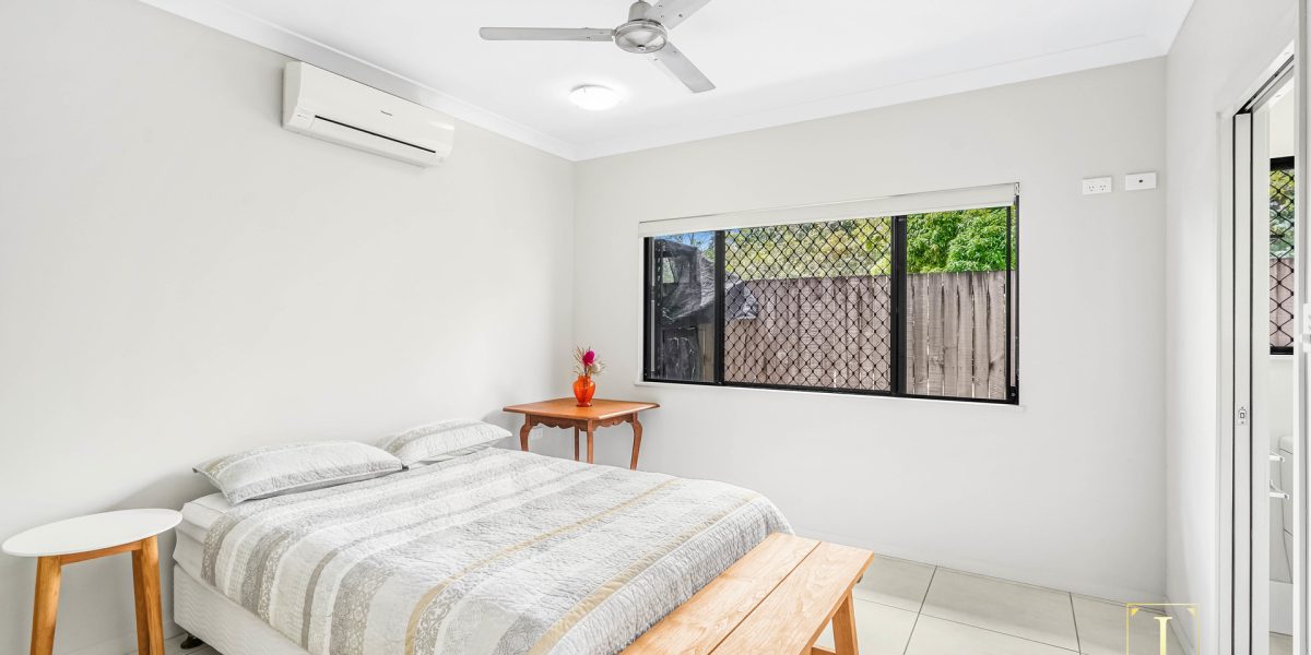 29 City View Crescent, Mooroobool, QLD 4870 AUS