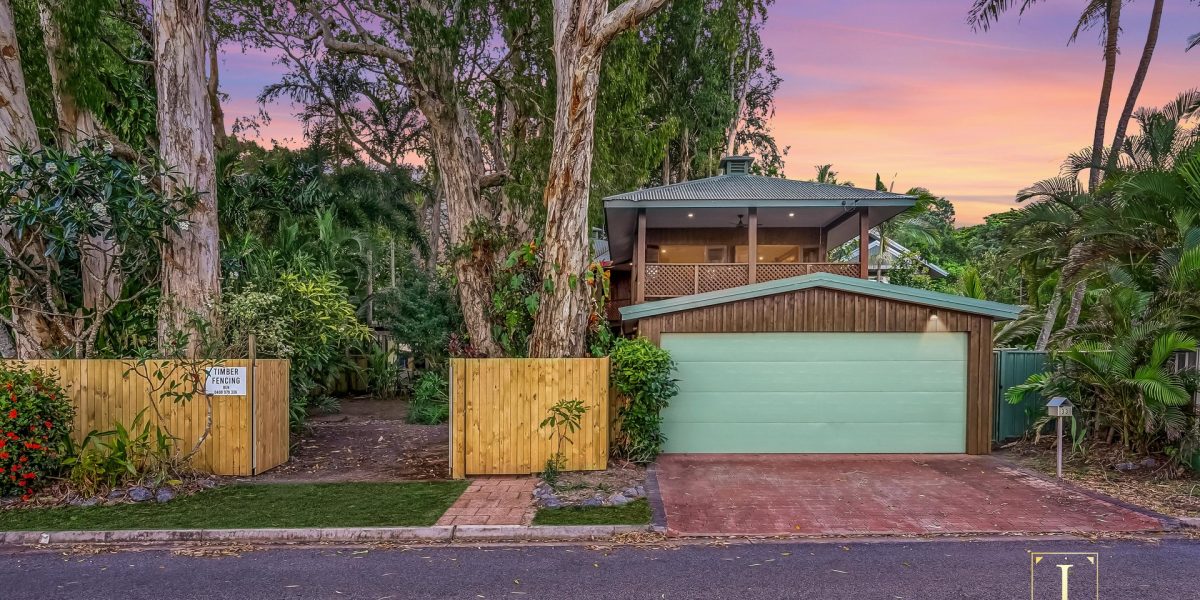 33 Arlington Esplanade, Clifton Beach, QLD 4879 AUS