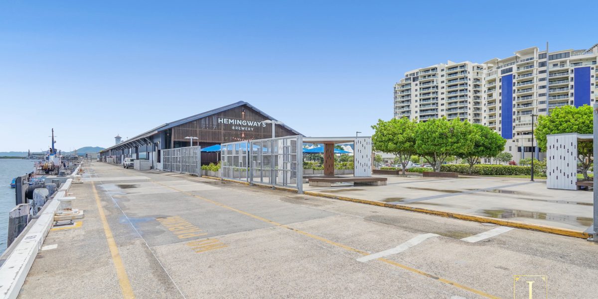 1204/27-29 Wharf Street, Cairns City, QLD 4870 AUS