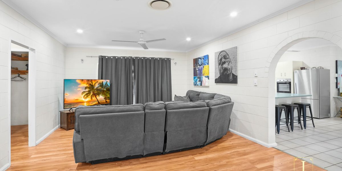 4 Eagle Close, Yorkeys Knob, QLD 4878 AUS