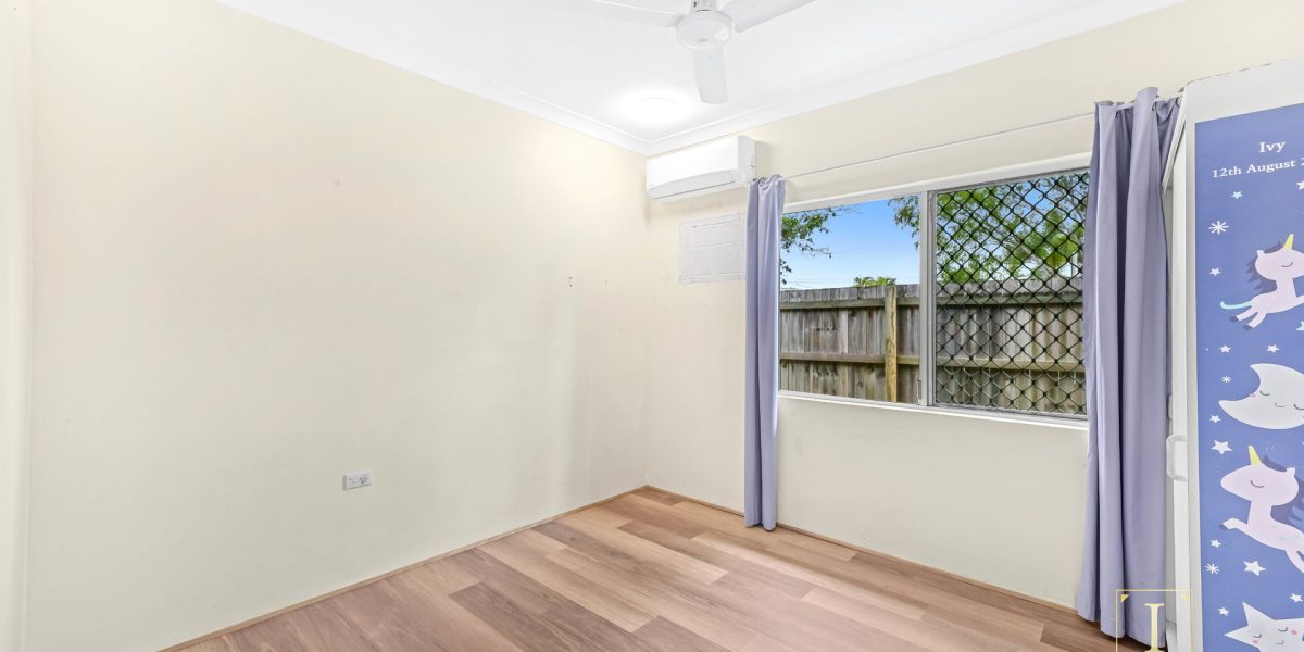 5 Kambara Street, White Rock, QLD 4868 AUS