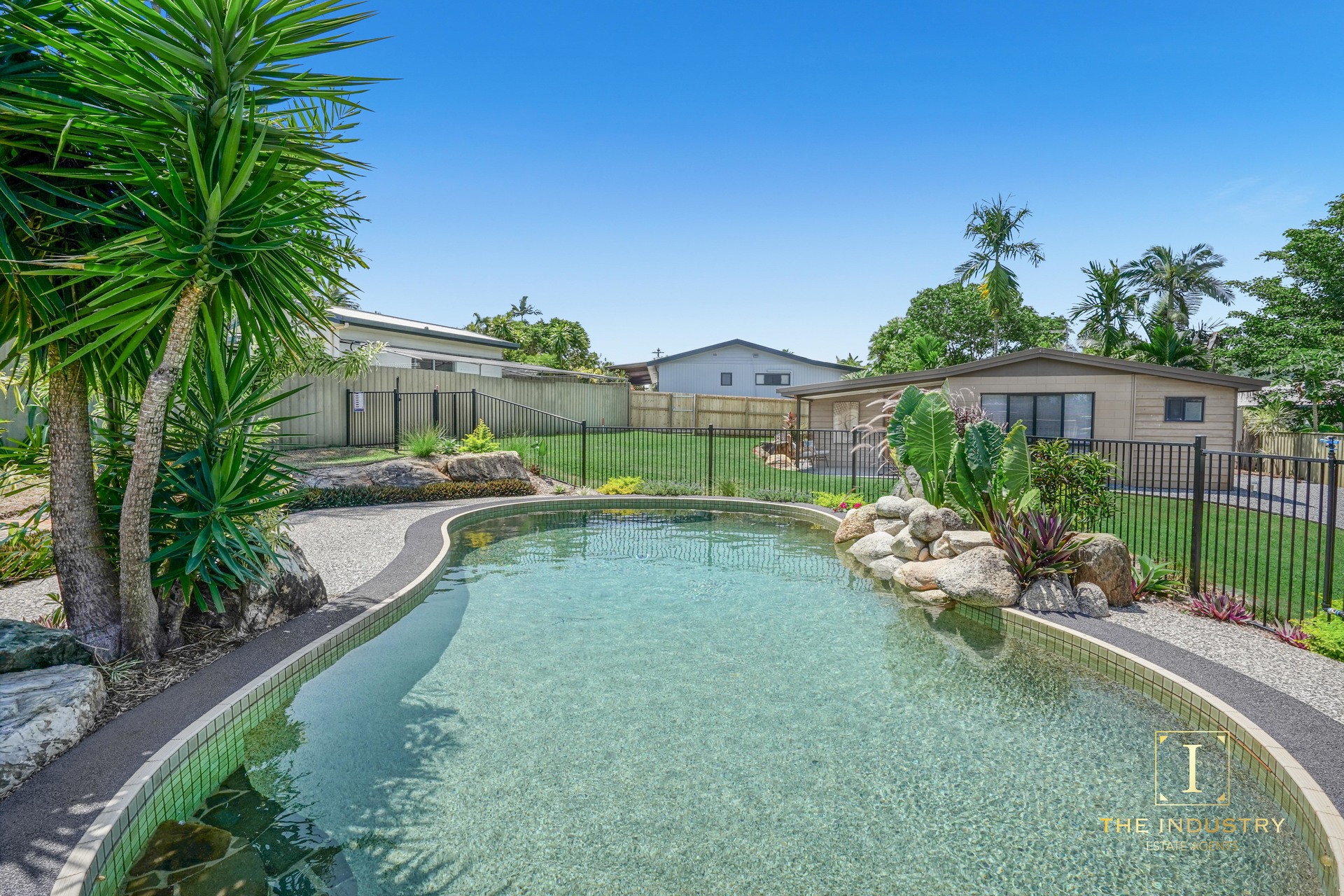 7A Mendi Close, Trinity Beach, QLD 4879 AUS