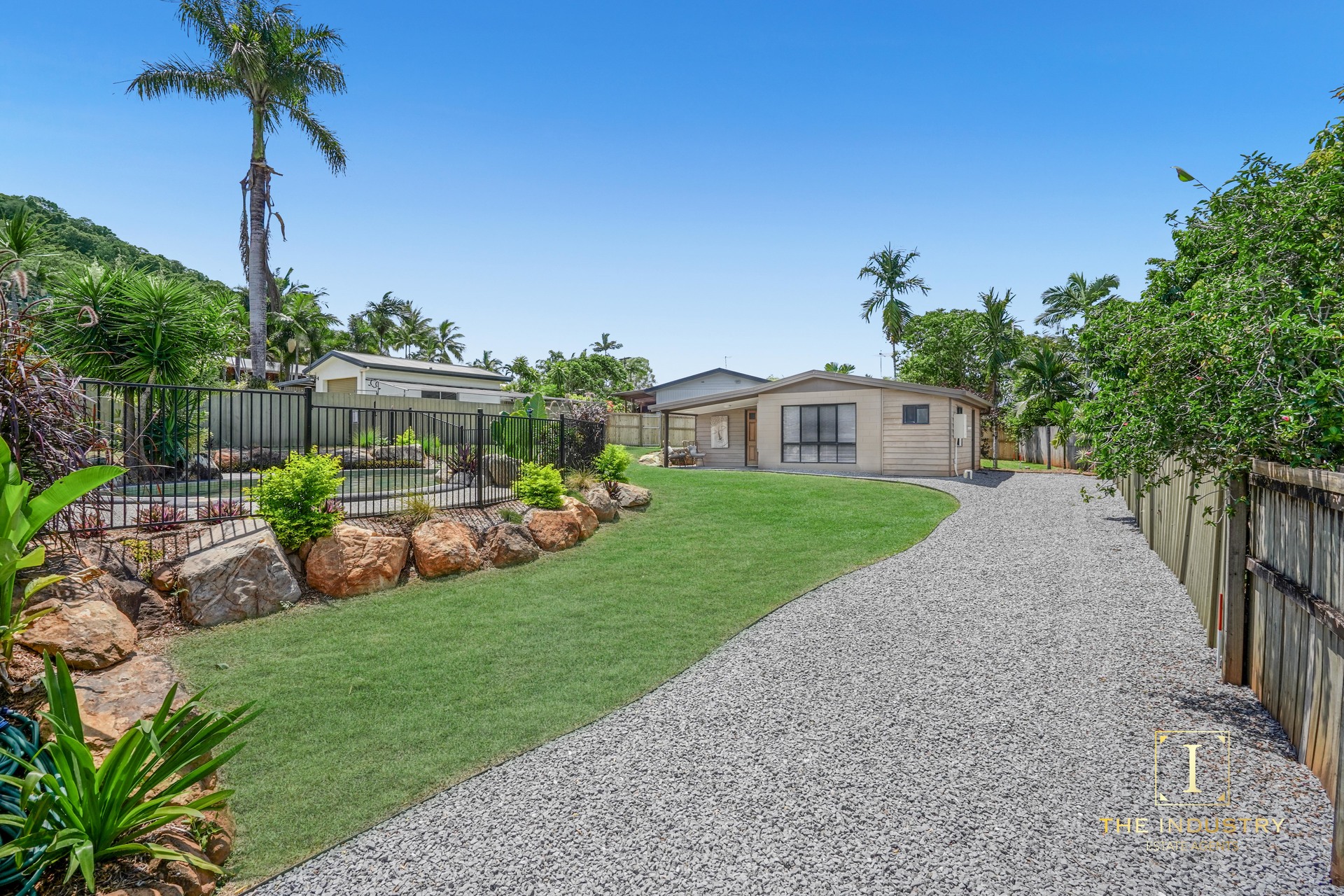 7A Mendi Close, Trinity Beach, QLD 4879 AUS