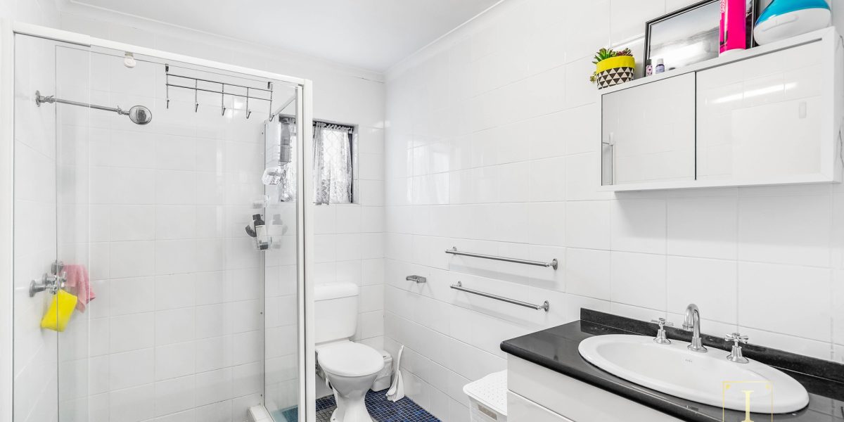 11/28 Girralong Street, Woree, QLD 4868 AUS