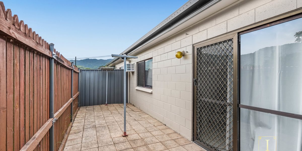 11/28 Girralong Street, Woree, QLD 4868 AUS