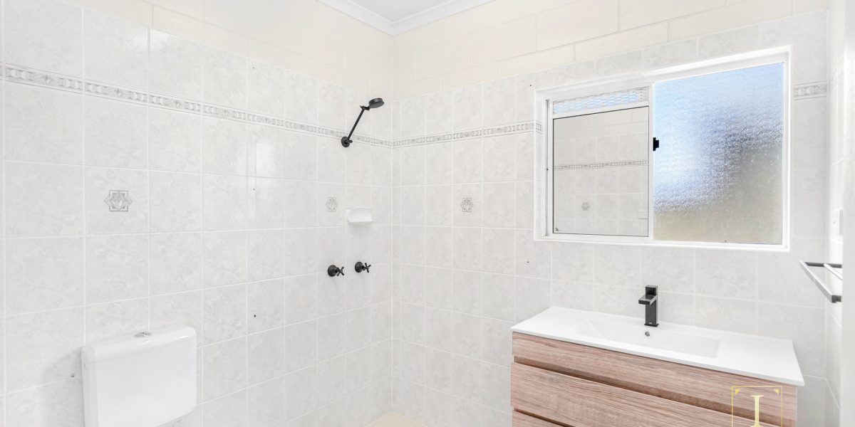 121 Barnard Drive, Mount Sheridan, QLD 4868 AUS