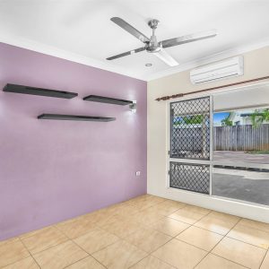 195 Robert Road, Bentley Park, QLD 4869 AUS
