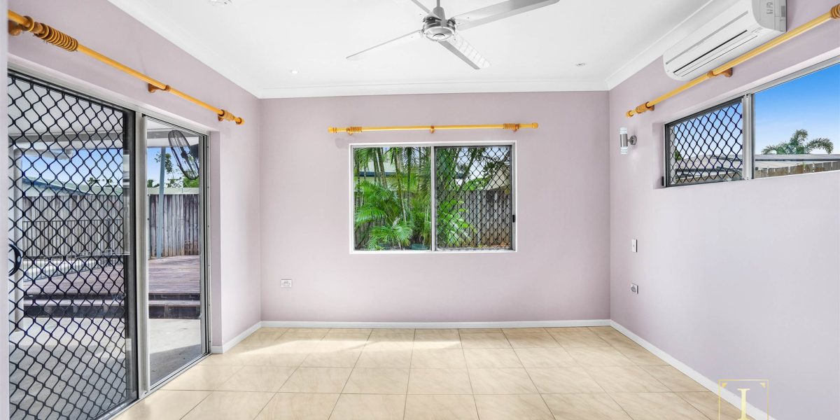 195 Robert Road, Bentley Park, QLD 4869 AUS