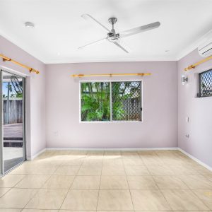 195 Robert Road, Bentley Park, QLD 4869 AUS