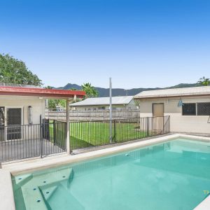 195 Robert Road, Bentley Park, QLD 4869 AUS