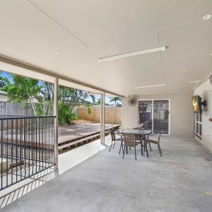 195 Robert Road, Bentley Park, QLD 4869 AUS