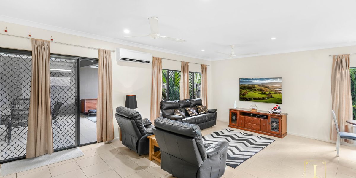 27 Bundey Street, Bentley Park, QLD 4869 AUS