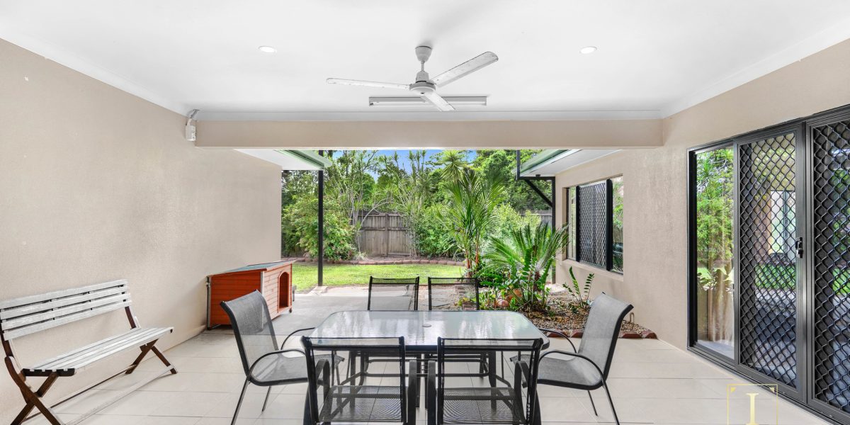 27 Bundey Street, Bentley Park, QLD 4869 AUS