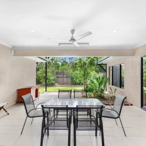 27 Bundey Street, Bentley Park, QLD 4869 AUS