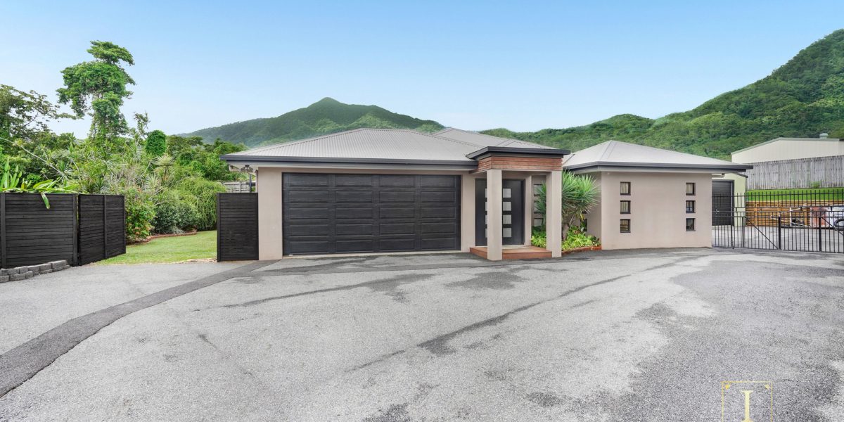 27 Bundey Street, Bentley Park, QLD 4869 AUS