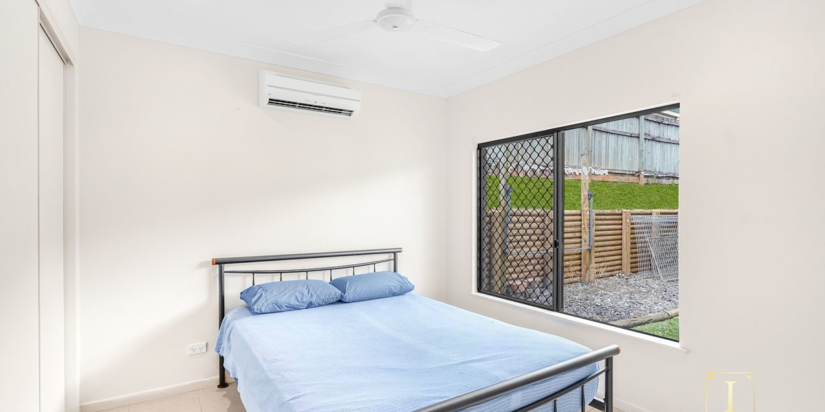 27 Bundey Street, Bentley Park, QLD 4869 AUS