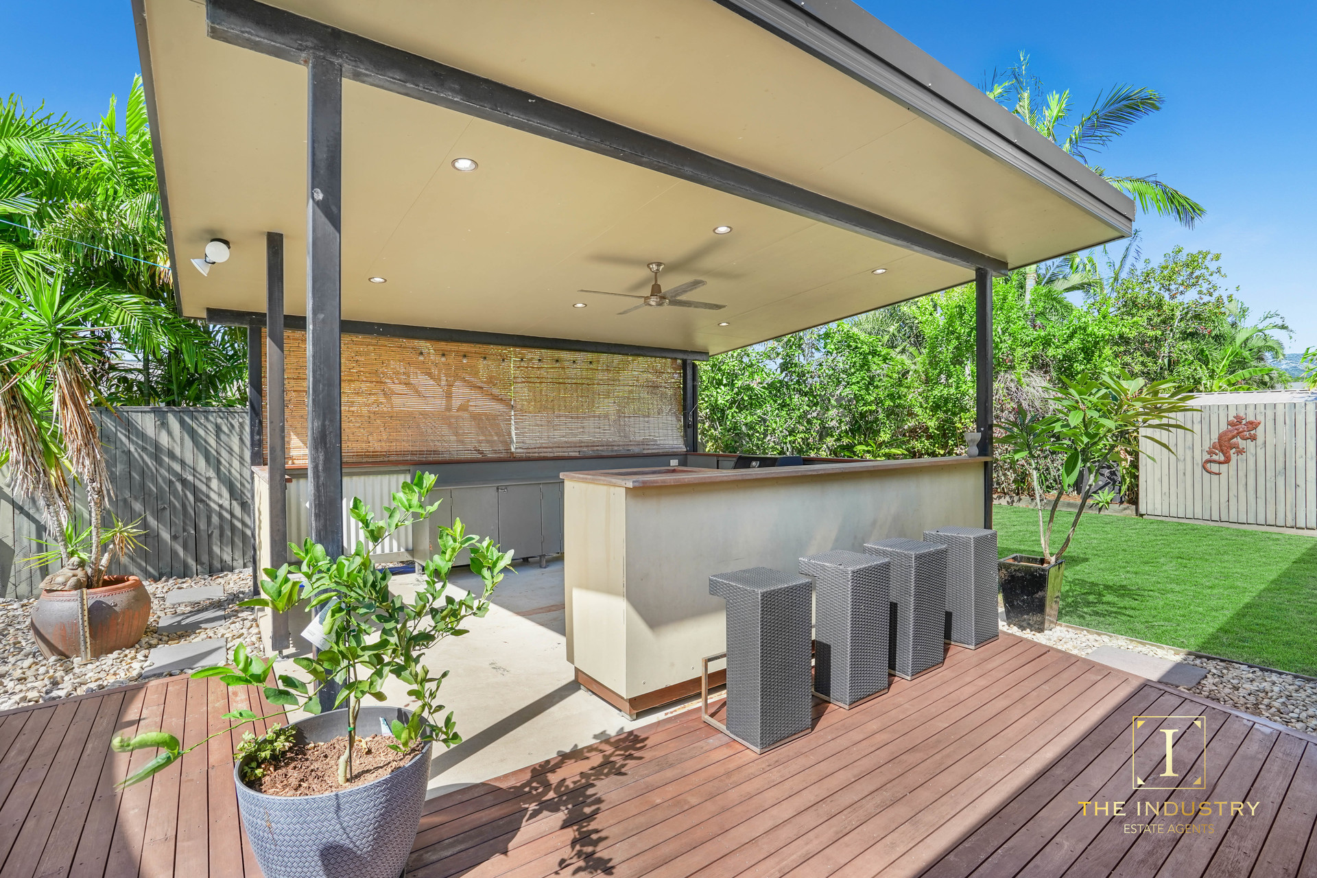 15 Bowline Close, Trinity Beach, QLD 4879 AUS