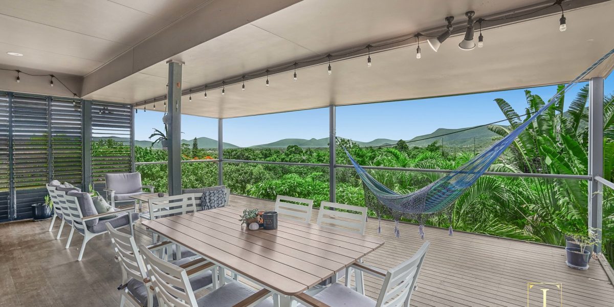 32 Hutchinson Street, Edge Hill, QLD 4870 AUS