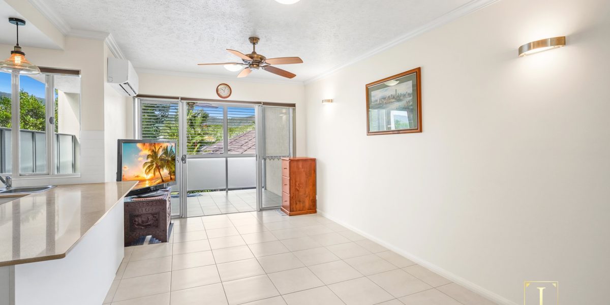 3/75 Moore Street, Trinity Beach, QLD 4879 AUS