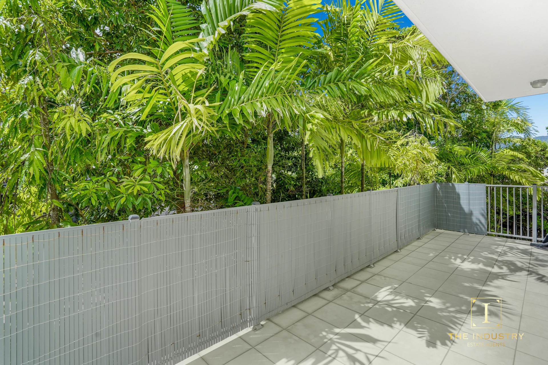 3/75 Moore Street, Trinity Beach, QLD 4879 AUS