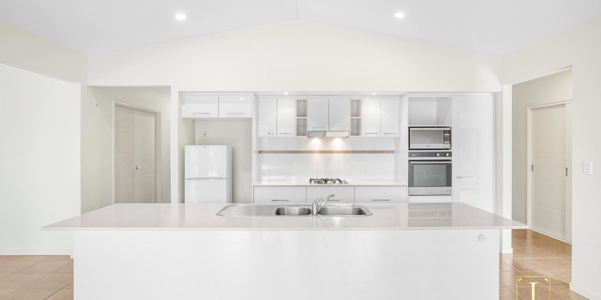 77 Moresby Street, Trinity Beach, QLD 4879 AUS