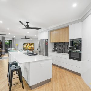 7 Kulgun Street, Caravonica, QLD 4878 AUS