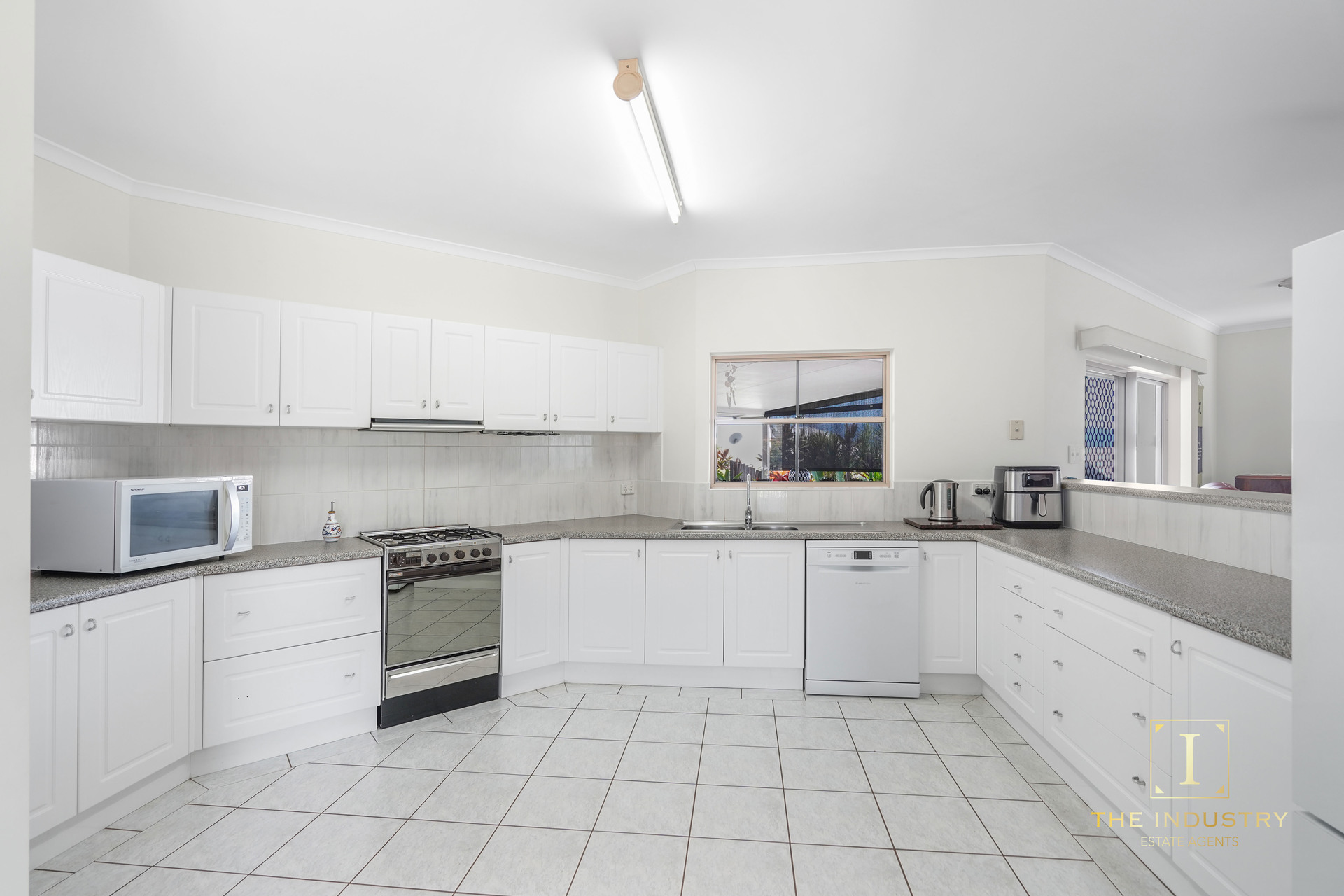 3 Gilmore Street, Bentley Park, QLD 4869 AUS