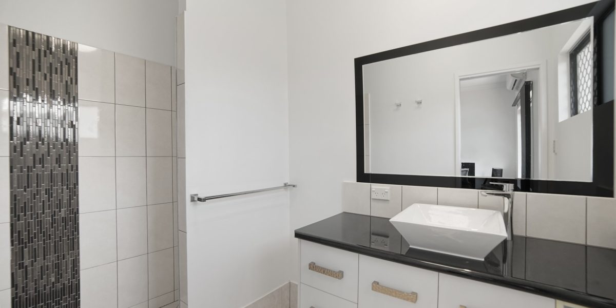 6 Redcap Bend, Trinity Park, QLD 4879 AUS