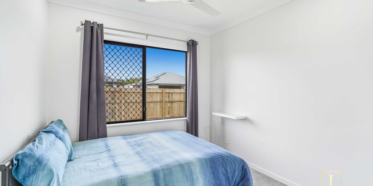 4 Oakdale Close, Trinity Beach, QLD 4879 AUS