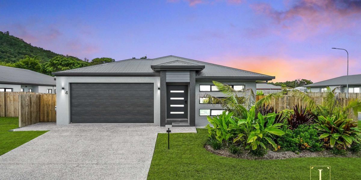 4 Oakdale Close, Trinity Beach, QLD 4879 AUS