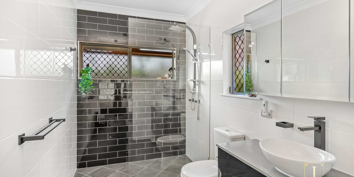17 Lillipilli Street, Redlynch, QLD 4870 AUS