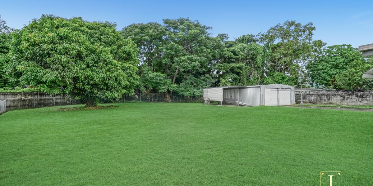 8 Tulip Close, Manunda, QLD 4870 AUS