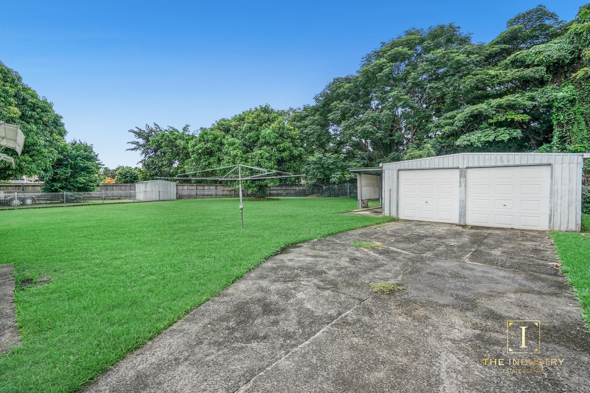 8 Tulip Close, Manunda, QLD 4870 AUS