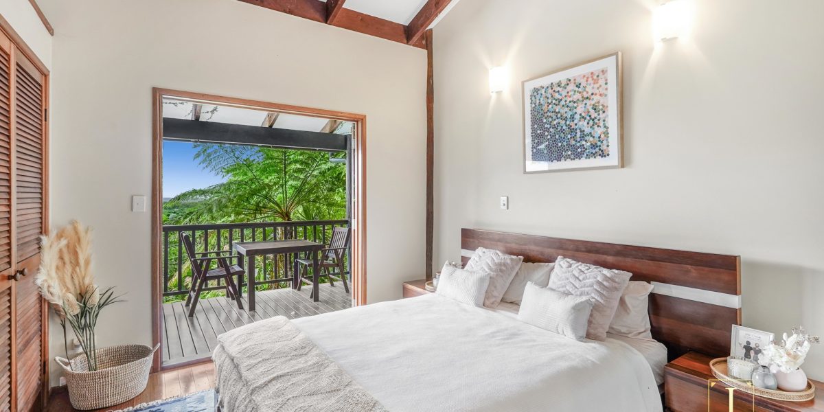 8 Saidor Close, Trinity Beach, QLD 4879 AUS