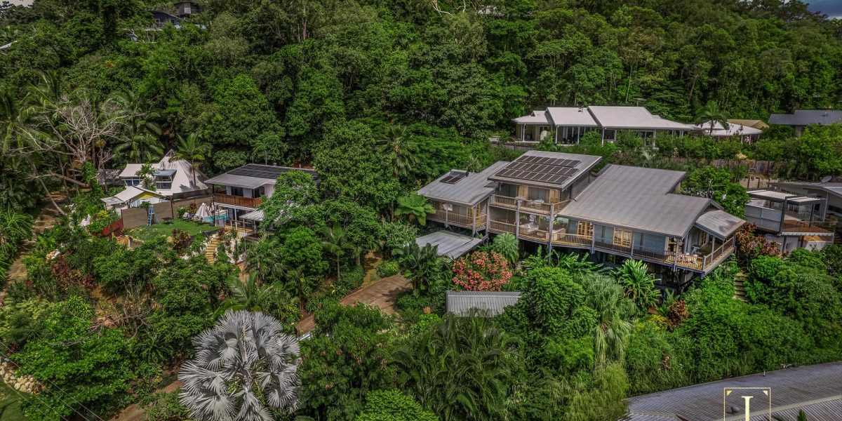 8 Saidor Close, Trinity Beach, QLD 4879 AUS