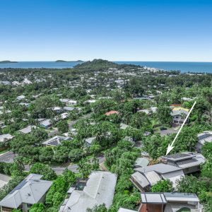 8 Saidor Close, Trinity Beach, QLD 4879 AUS