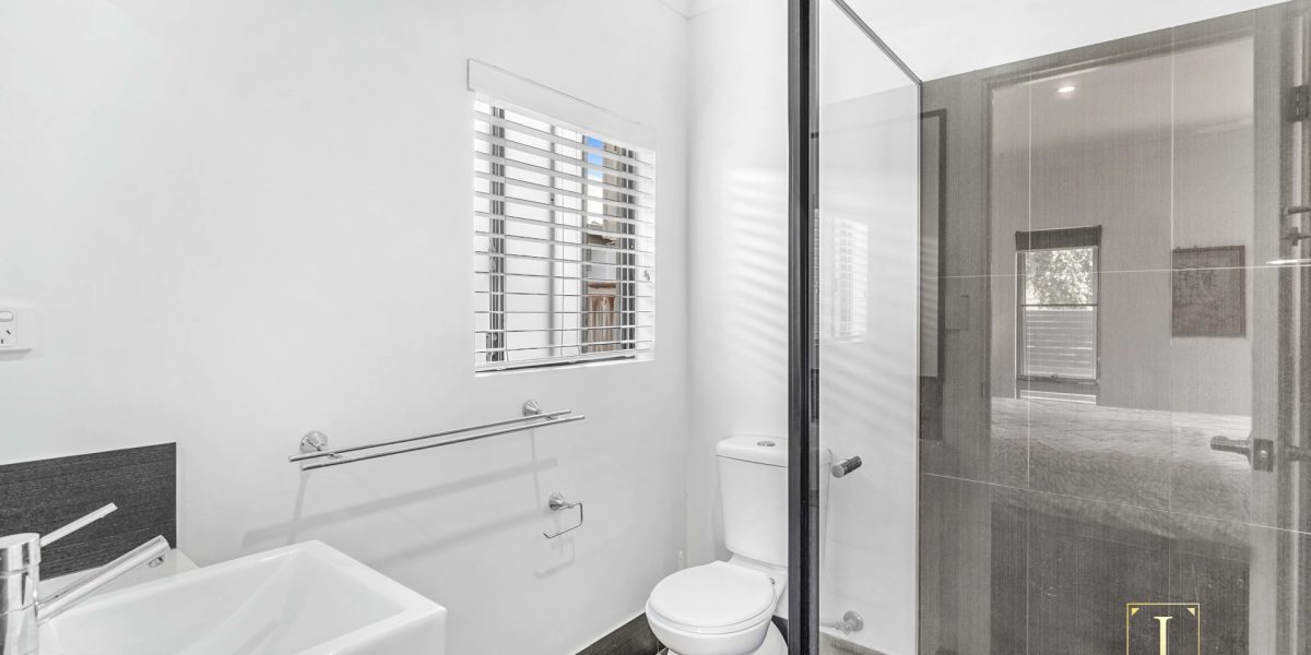 159 Roberts Drive, Trinity Beach, QLD 4879 AUS