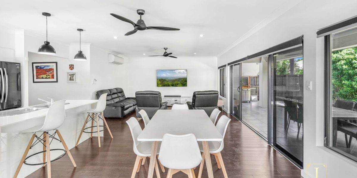 159 Roberts Drive, Trinity Beach, QLD 4879 AUS