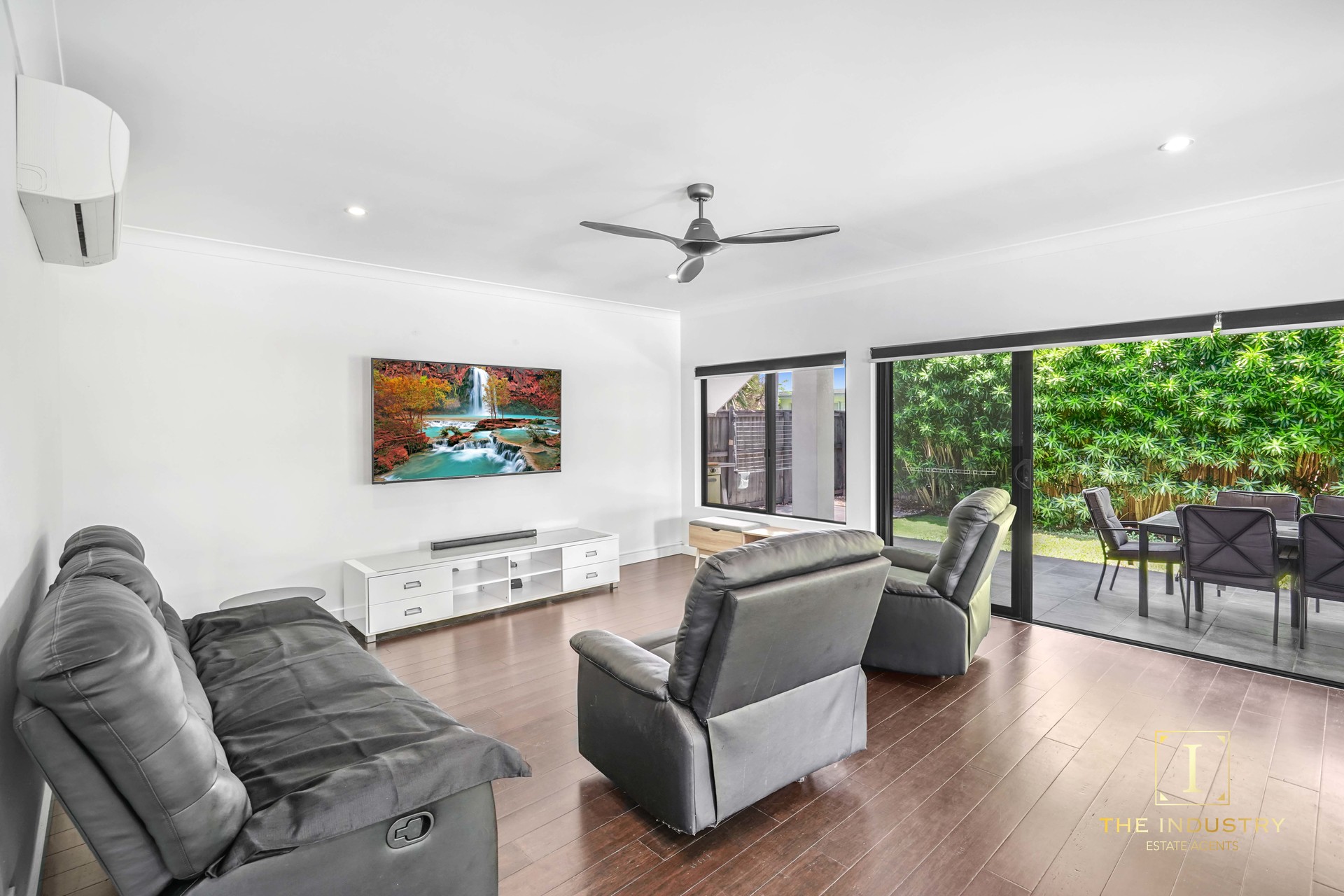 159 Roberts Drive, Trinity Beach, QLD 4879 AUS