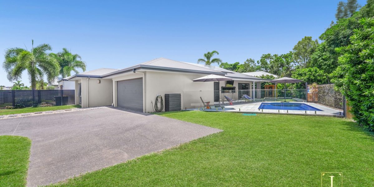 159 Roberts Drive, Trinity Beach, QLD 4879 AUS