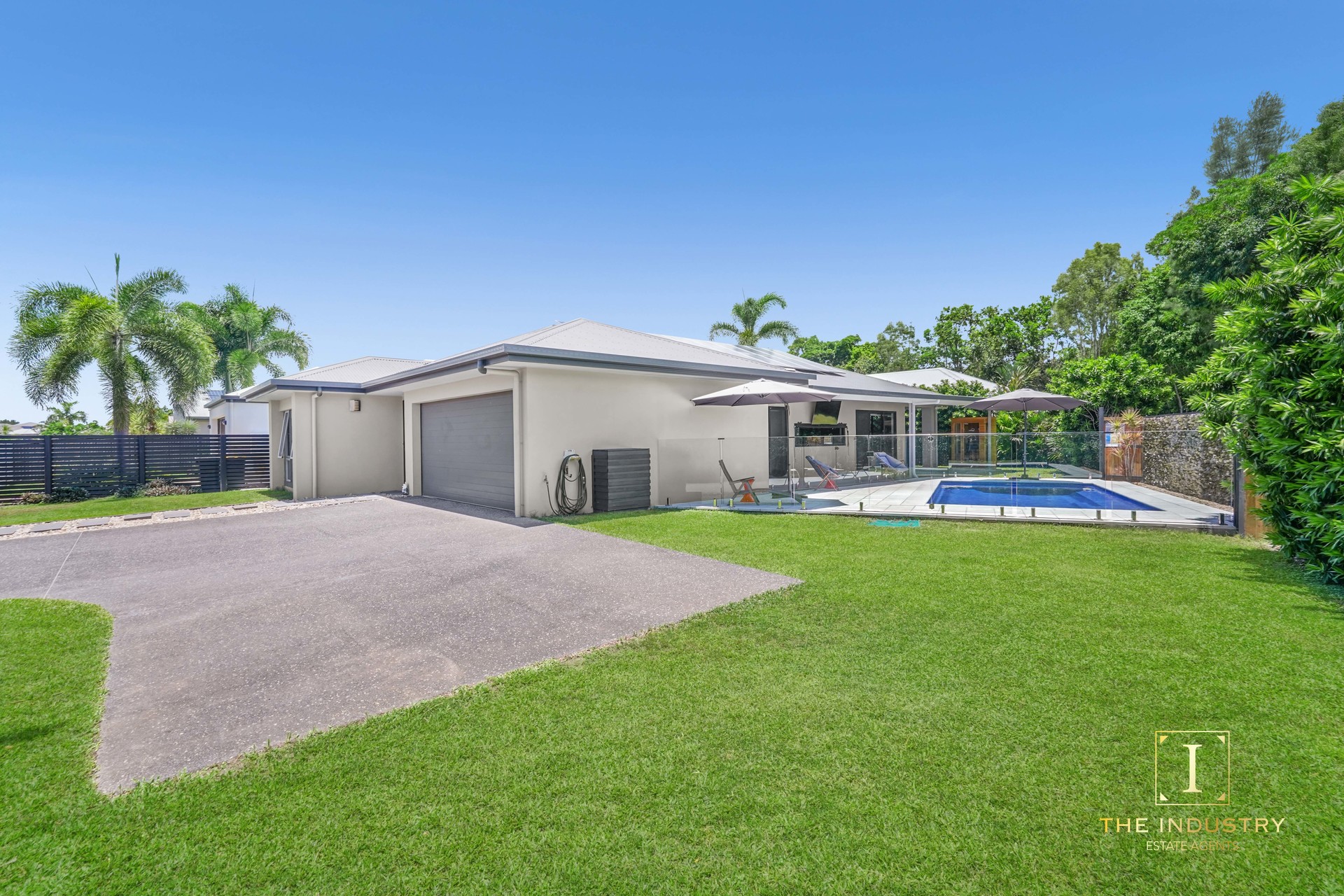 159 Roberts Drive, Trinity Beach, QLD 4879 AUS