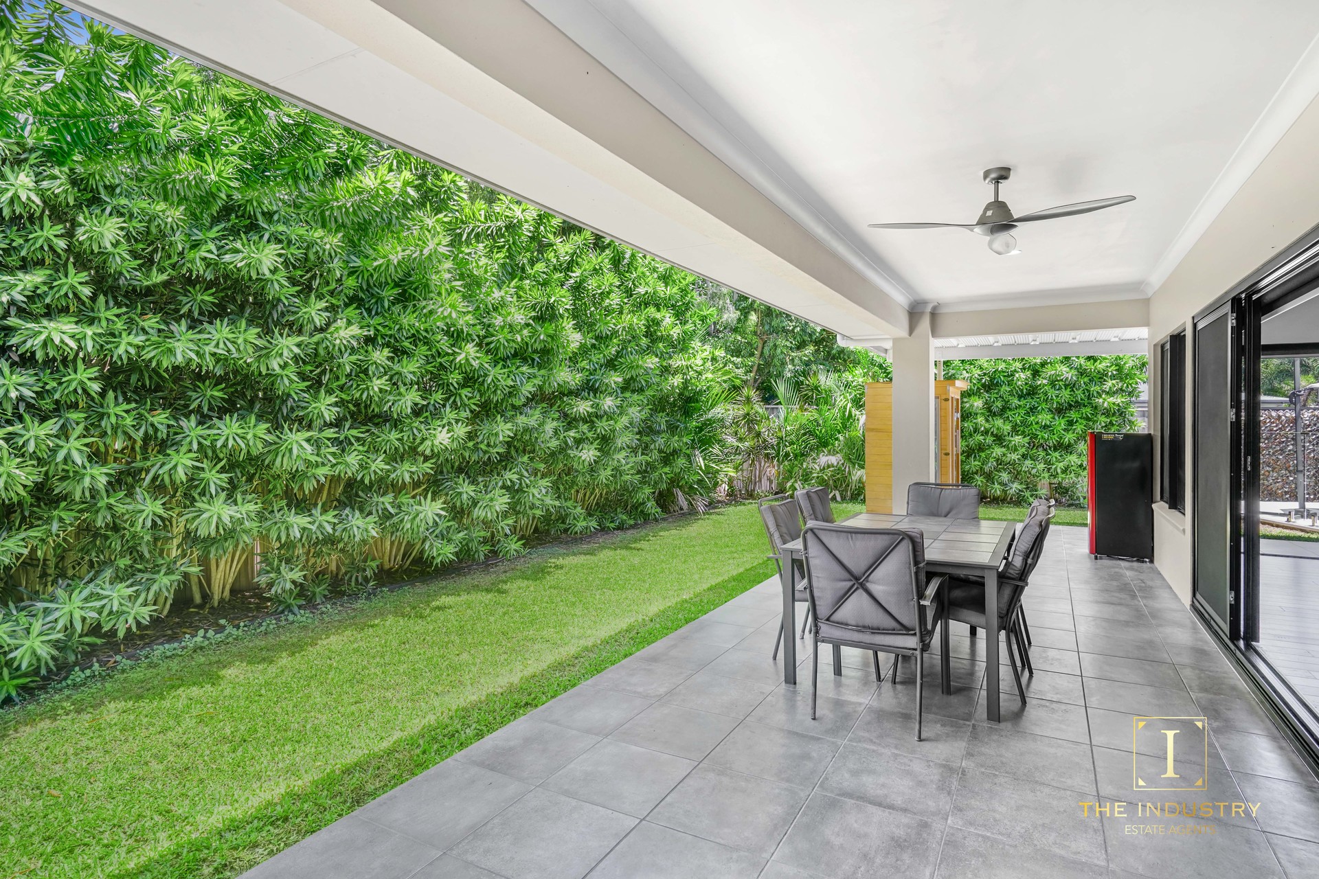 159 Roberts Drive, Trinity Beach, QLD 4879 AUS