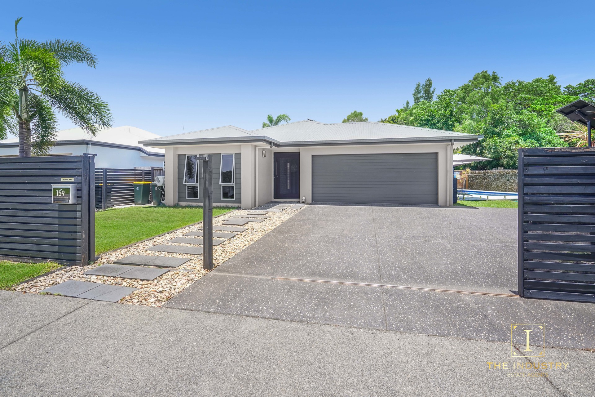 159 Roberts Drive, Trinity Beach, QLD 4879 AUS