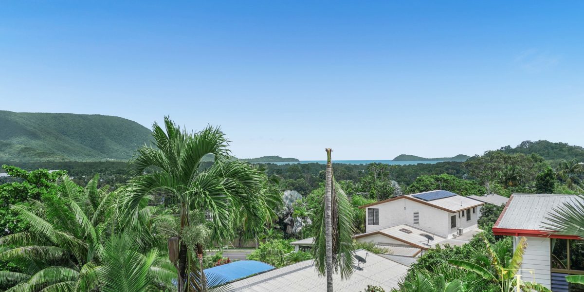 9-11 Wakunai Close, Trinity Beach, QLD 4879 AUS