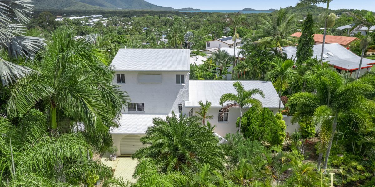 9-11 Wakunai Close, Trinity Beach, QLD 4879 AUS