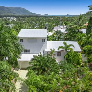 9-11 Wakunai Close, Trinity Beach, QLD 4879 AUS